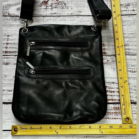 Margot Black Crossbody - Picture 3 of 8